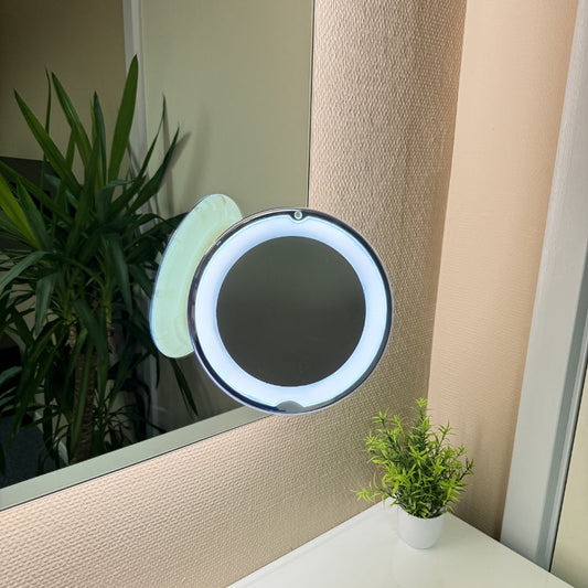 Makeup Spejl med Forstørrelse, LED-lys og Sugekop